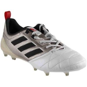 Womens soccer cleats